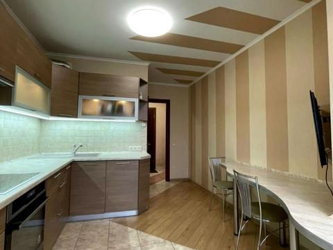 квартира за адресою Добровольців пров., 4