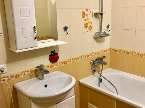 квартира за адресою Парусна вул. (Героїв Сталінграду), 1в