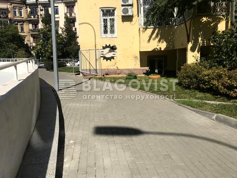 коммерческая по адресу Вячеслава Липинского ул. (Чапаева), 13