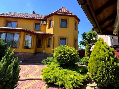дом по адресу Героїв Крут