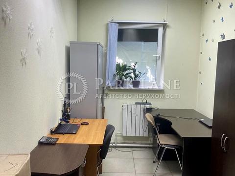 комерційна за адресою Голосіївський просп. (40-річчя Жовтня), 25