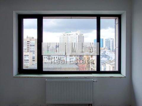 комерційна за адресою Саксаганського вул., 53/80