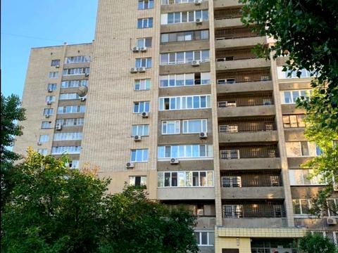 квартира за адресою Ованеса Туманяна вул., 8