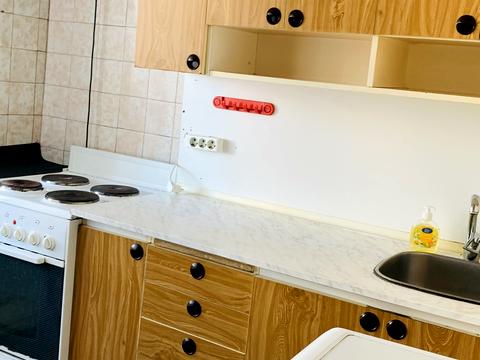 квартира за адресою Феодосійська вул., 8