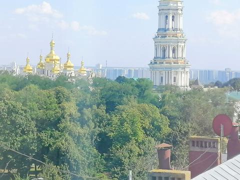 квартира за адресою Лаврська вул. (Січневого Повстання), 4