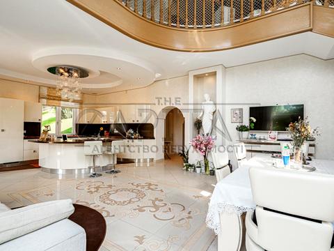 будинок за адресою вул. Заплавна, 5