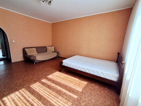 квартира за адресою Зодчих вул., 16