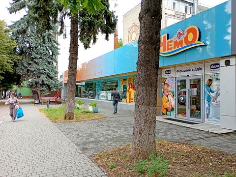 комерційна за адресою Галицька вул., 34