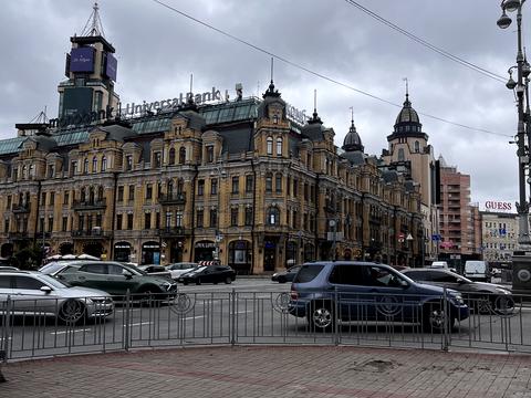 коммерческая по адресу Тараса Шевченко бульв., 2