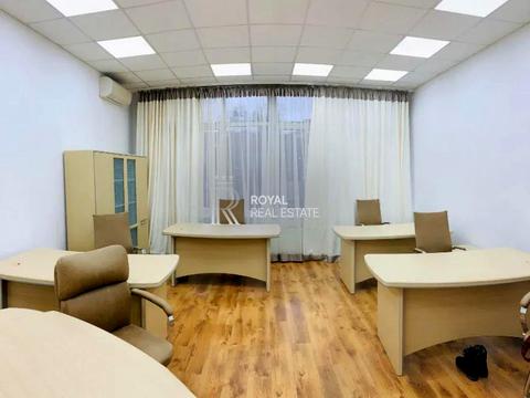 коммерческая по адресу Леси Украинки бульв., 7-Б