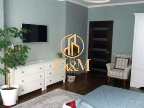 квартира за адресою Миколи Ушакова вул., 1-В