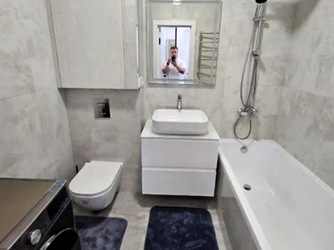 квартира за адресою Михайла Максимовича вул. (Онуфрія Трутенка), 28-Е