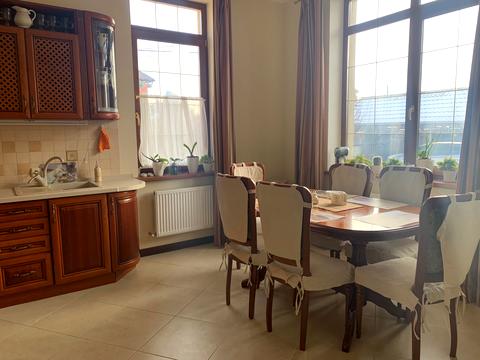 будинок за адресою Зоряна вул.