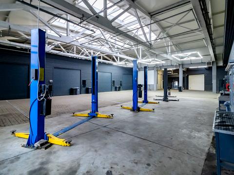 коммерческая по адресу Киевская ул., 4Ж