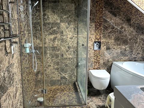 дом по адресу Центральна