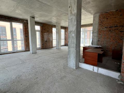 коммерческая по адресу Леси Украинки бульв., 22