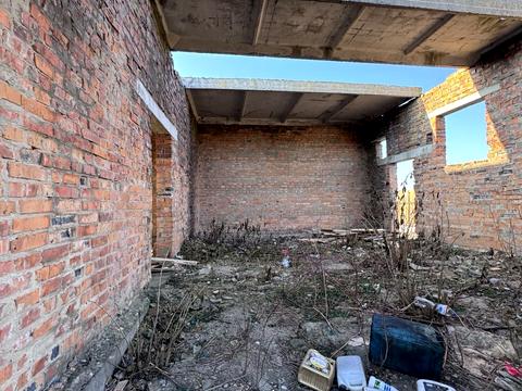 комерційна за адресою Житомирська вул., 2