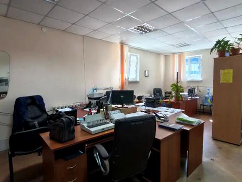 комерційна за адресою Ніла Армстронга вул. (Казакова), 1-Д