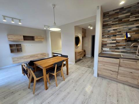 квартира за адресою Печерська вул., 24