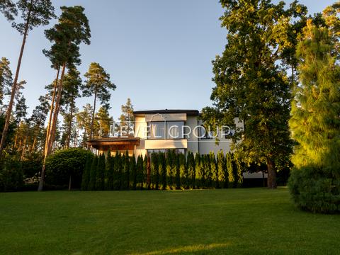 дом по адресу Салютна