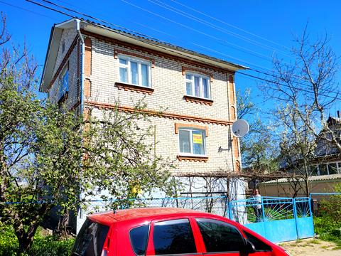 будинок за адресою Виноградна