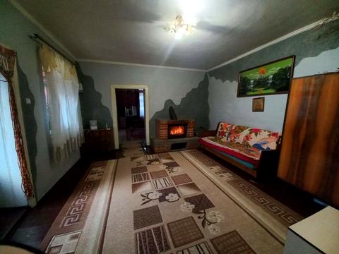 будинок за адресою Центральна