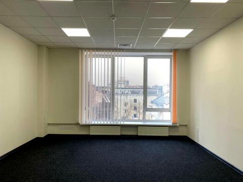 комерційна за адресою Січових Стрільців вул. (Артема), 50