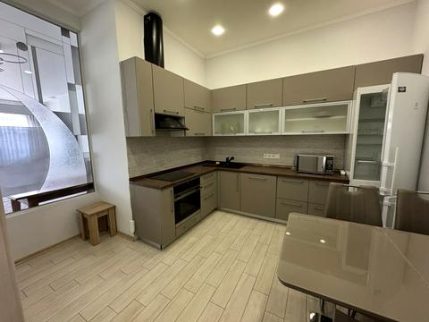 квартира по адресу Кловский спуск, 7