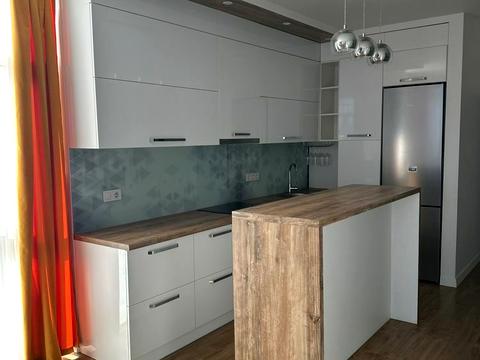 квартира за адресою Регенераторна вул., 4