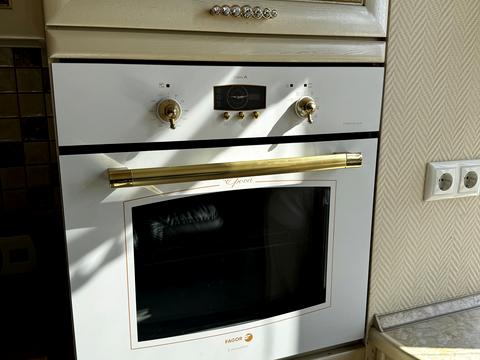квартира за адресою Дніпровська набережна вул., 25