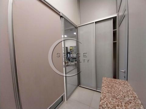 комерційна за адресою Жилянська вул., 59