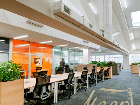 комерційна за адресою Сім'ї Прахових вул. (Гайдара), 58/10