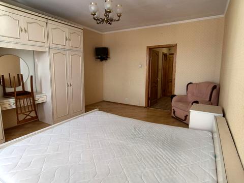 квартира за адресою Казимира Малевича вул. (Боженка), 83