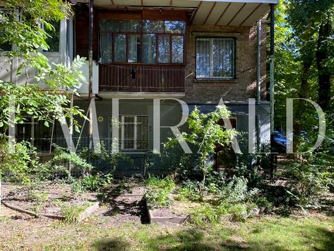 комерційна за адресою Шовкуненка вул., 4