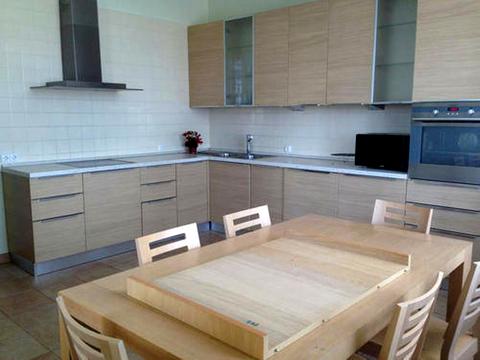 квартира за адресою Василя Тютюнника вул. (Анрі Барбюса), 16