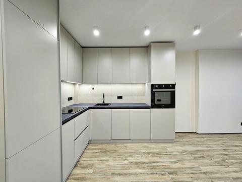 квартира за адресою Академіка Булаховського вул., 2