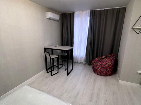 квартира за адресою Набережно-Рибальська вул., 27