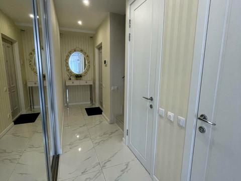 квартира за адресою Регенераторна вул., 4к2
