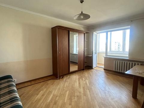 квартира за адресою Приозерна вул., 8-Б