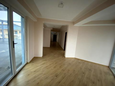 комерційна за адресою Богдана Хмельницького пл., 1