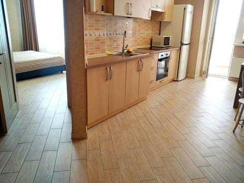 квартира за адресою Ревуцького вул., 7-В