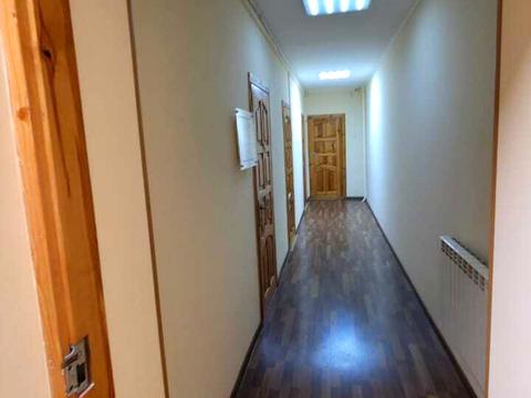 комерційна за адресою Ярославів Вал вул., 10-Б