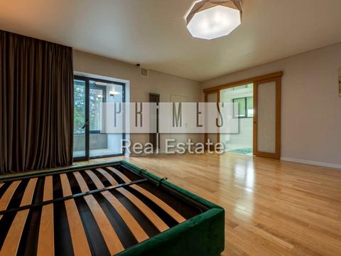 будинок за адресою Молодіжна вул.