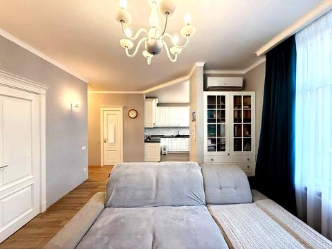 квартира за адресою Рея Бредбері вул., 2