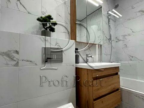 квартира за адресою Озерна вул., 27А