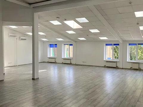 комерційна за адресою Межигірська вул., 87-А