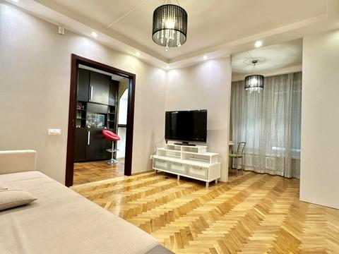 квартира за адресою Київ, Оболонська вул., 7