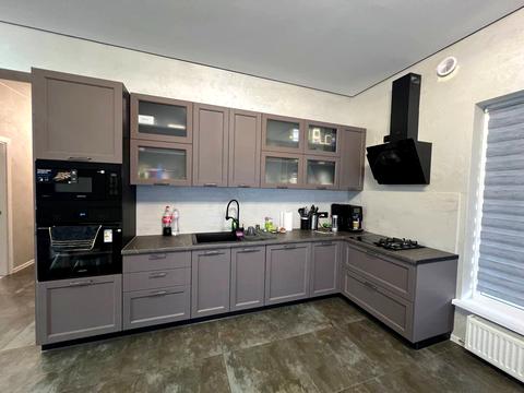 будинок за адресою Молодіжна