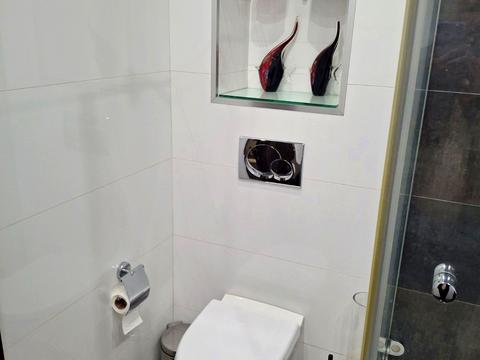 квартира за адресою Дніпровська набережна вул., 26-А