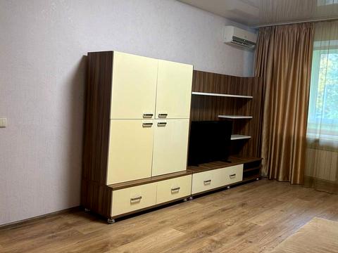 квартира за адресою Ґарета Джонса вул. (Сім'ї Хохлових), 1